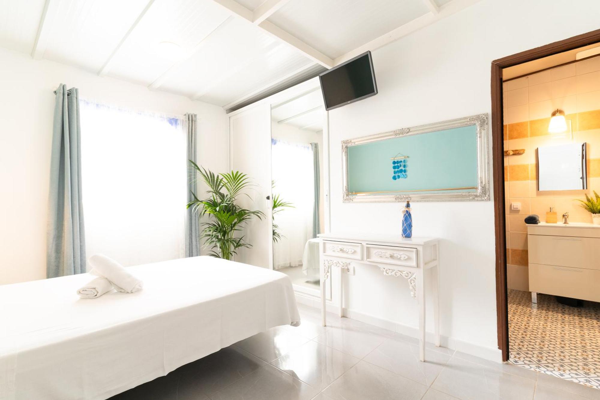 Guest House Villa Neon Tenerife 阿罗纳 外观 照片